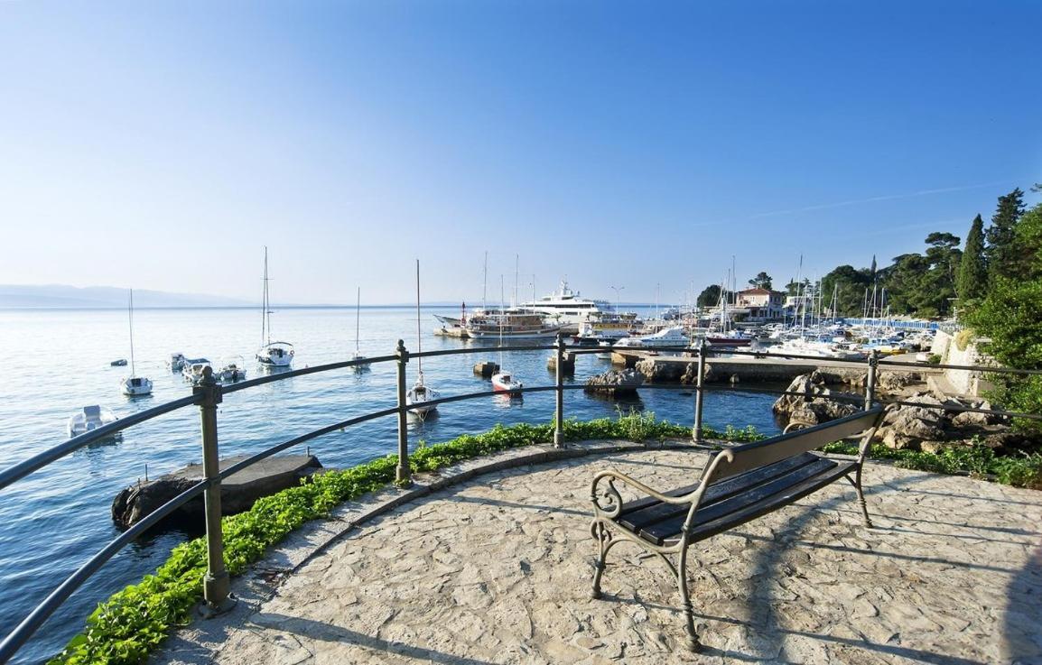 Apartment Petra Opatija Exterior foto